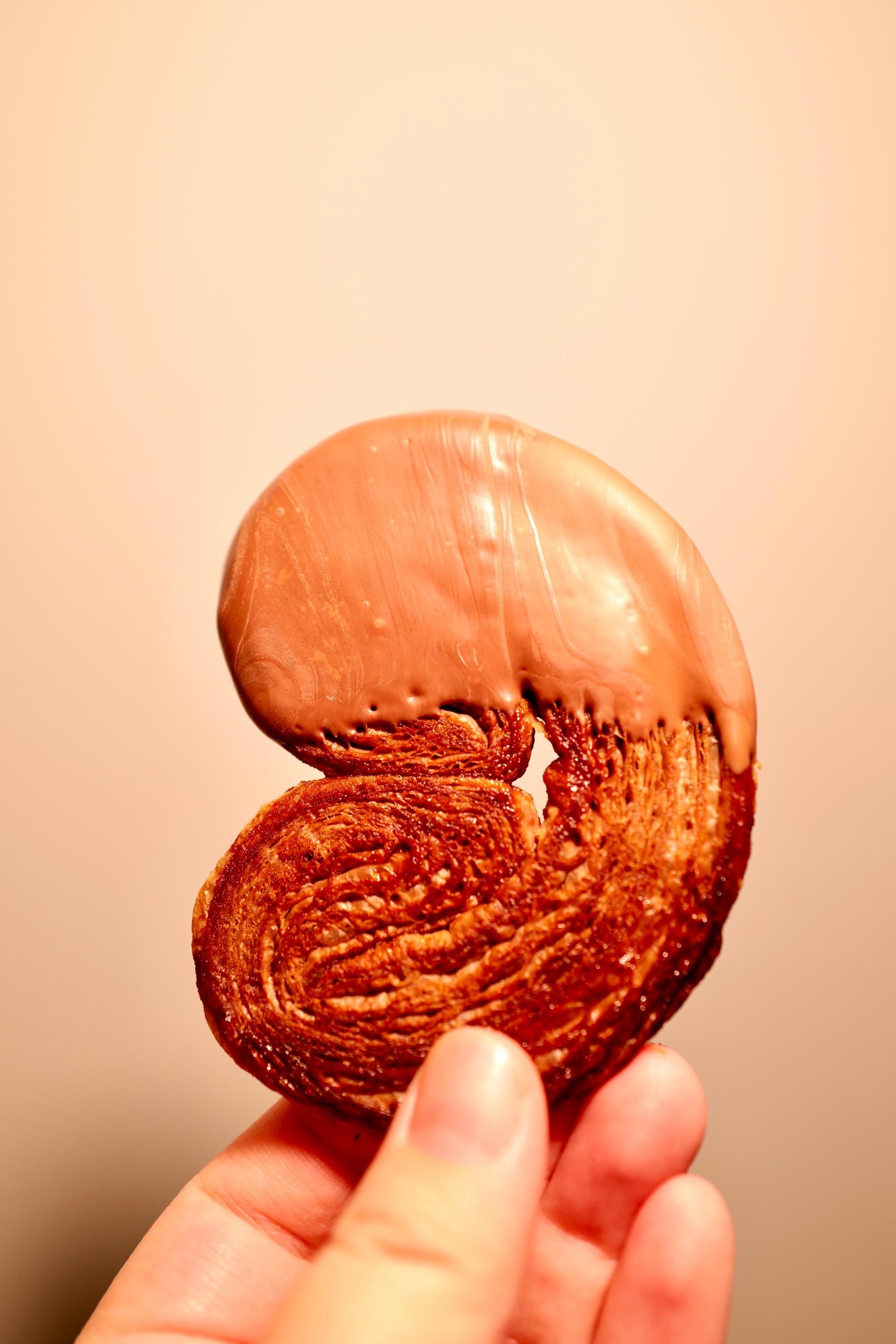 Silky Milk Chocolate Palmier (12 pieces)