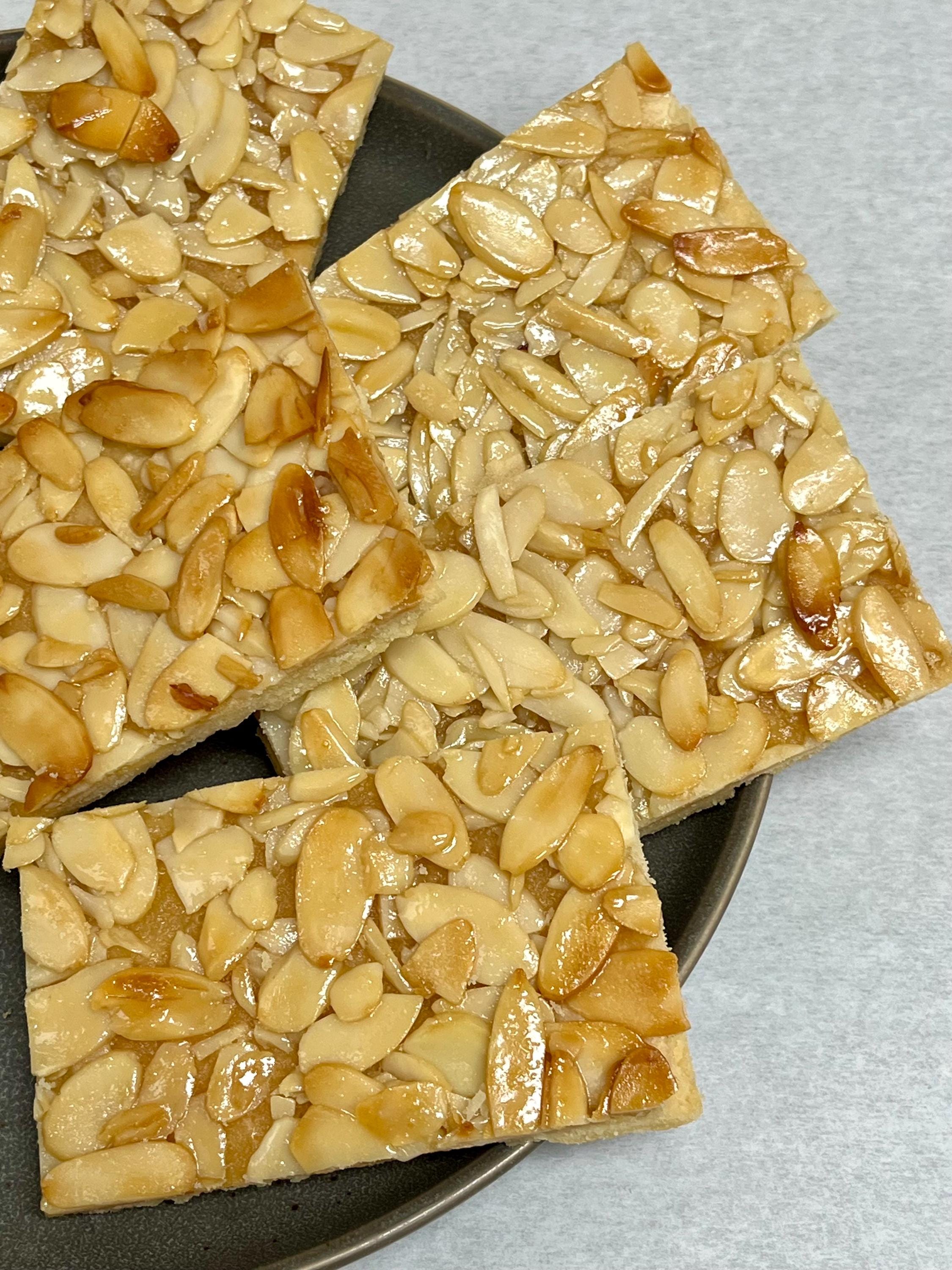 Florentine Almond Cookie (12 pieces)